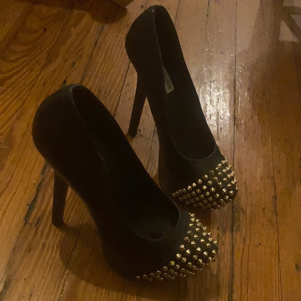 Spike toe leather stilettos  size 8